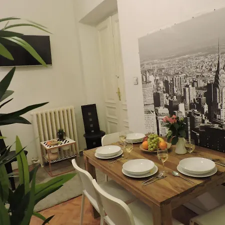 Negre Bracka 1a Apartment *