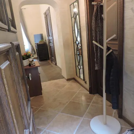Apartment Negre Bracka 1a